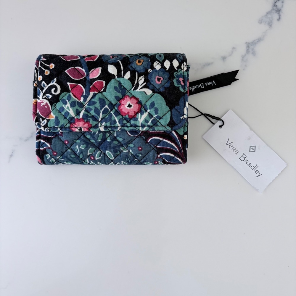 Vera Bradley RFID Riley Compact Wallet Enchantment Floral Quilted Cotton New
